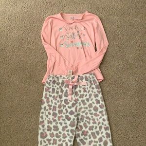 Girls two-piece pajama set